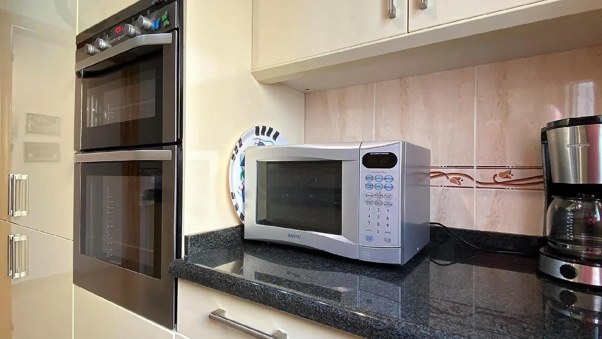 Apartment Ferienwohnung Fuer 4 Personen Ca 80 Qm In Nerja, Andalusien Costa Del Sol Spain
